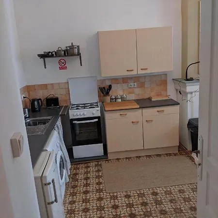 Apartamento Immaculate 2 Bedroom - Sleeps 4 Quillan